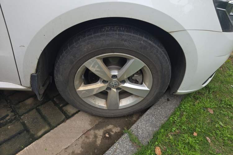 Used Volkswagen Lavida 2019 Lavida Start 1.5L Manual Fashion Edition China VI Standard