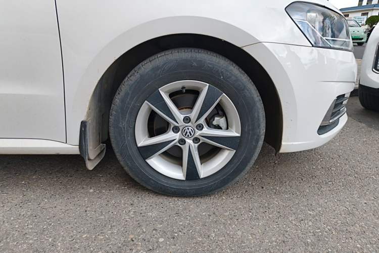 Used Volkswagen Lavida 2019 Lavida Start 1.5L Automatic Trendy Version China VI Standard Right Front Wheel Hub