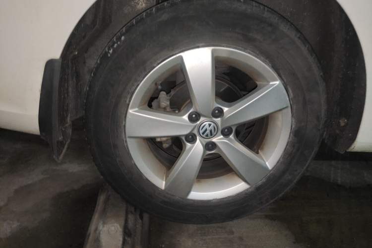Used Volkswagen Lavida 2019 Lavida Start 1.5L Automatic Trendy Version China VI Standard Right Front Wheel Hub