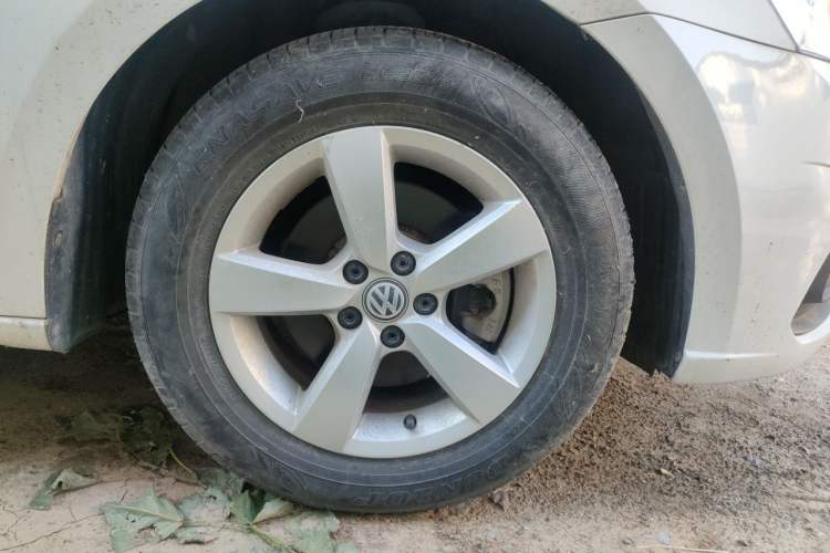 Used Volkswagen Lavida 2019 Lavida Start 1.5L Automatic Trendy Version China VI Standard Right Front Wheel Hub