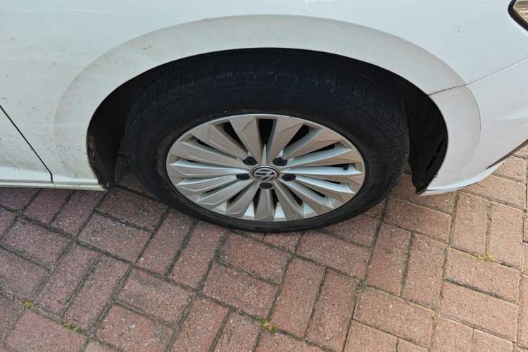 Used Volkswagen Lavida 2019 1.5L Automatic Comfort Edition China VI Standard Right Front Wheel Hub
