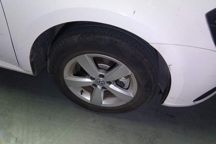 Used Volkswagen Lavida 2019 Lavida Start 1.5L Automatic Trendy Version China VI Standard Right Front Wheel Hub