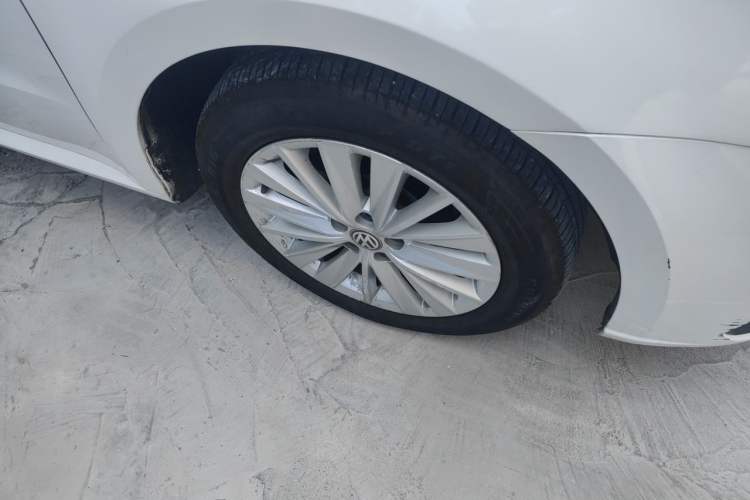 Used Volkswagen Lavida 2019 Lavida Start 1.5L Automatic Comfort Edition China VI Standard Right Front Wheel Hub