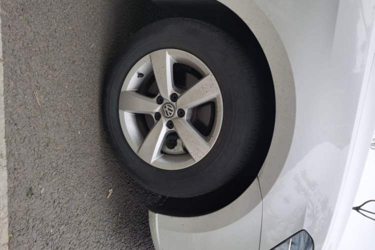 Used Volkswagen Lavida 2019 Lavida Start 1.5L Automatic Trendy Version China VI Standard Right Front Wheel Hub
