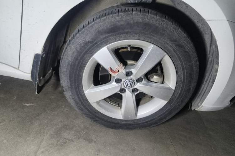 Used Volkswagen Lavida 2019 Lavida Start 1.5L Manual Fashion Edition China VI Standard Right Front Wheel Hub