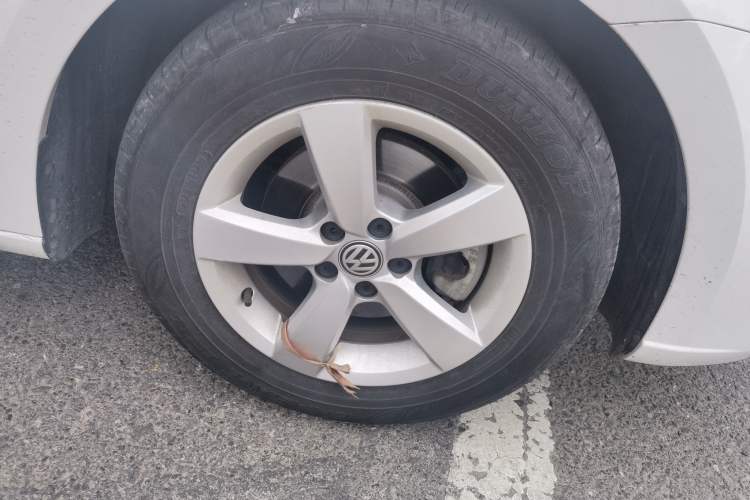 Used Volkswagen Lavida 2019 1.5L Automatic Fashion Edition China VI Right Front Wheel Hub