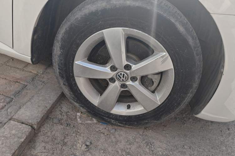 Used Volkswagen Lavida 2019 Lavida Start 1.5L Automatic Trendy Version China VI Standard Right Front Wheel Hub