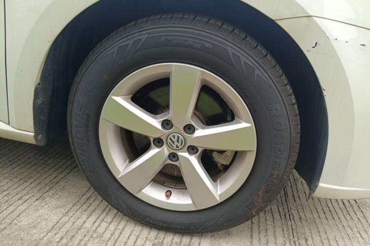 Used Volkswagen Lavida 2019 Lavida Start 1.5L Automatic Trendy Version China VI Standard Right Front Wheel Hub
