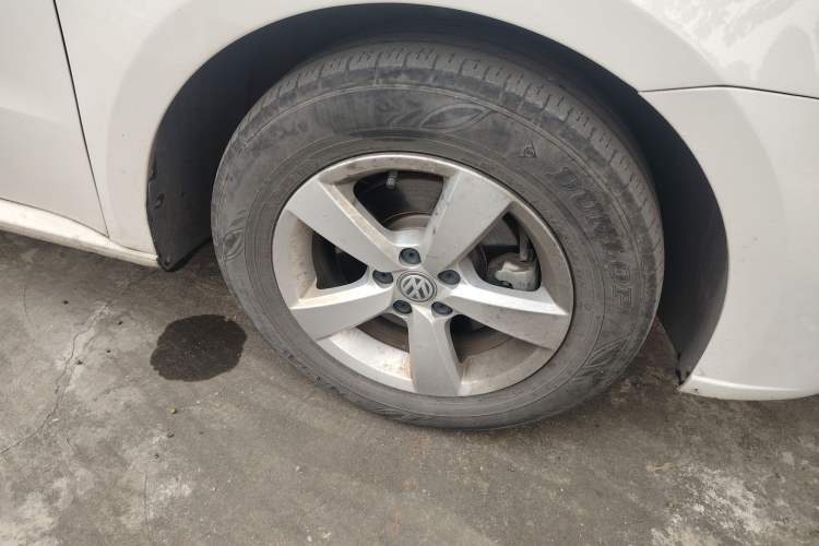 Used Volkswagen Lavida 2019 Lavida Start 1.5L Manual Fashion Edition China VI Standard Right Front Wheel Hub