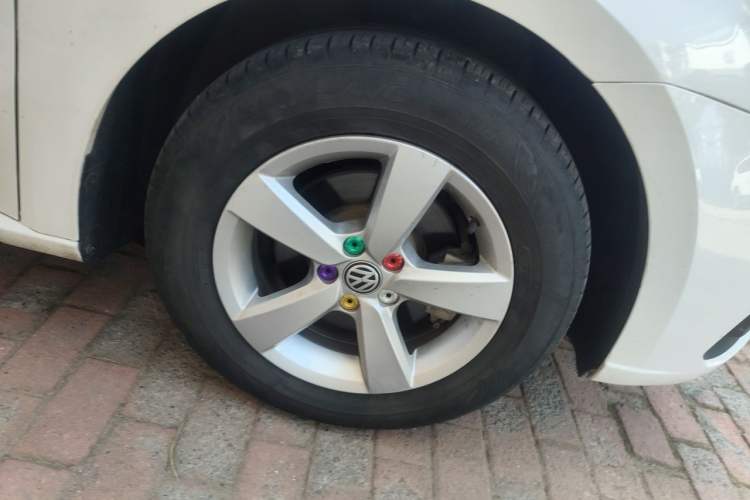 Used Volkswagen Lavida 2019 Lavida Start 1.5L Automatic Trendy Version China VI Standard Right Front Wheel Hub