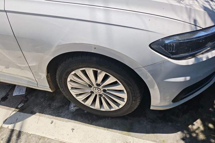Used Volkswagen Lavida 2019 1.5L Automatic Vision Edition China VI Standard Right Front Wheel Hub