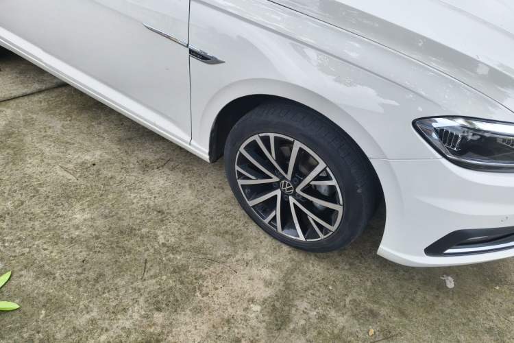 Used Volkswagen Lavida 2019 280TSI DSG Luxury Edition China VI Standard Right Front Wheel Hub