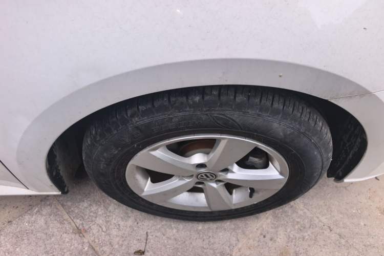 Used Volkswagen Lavida 2019 Lavida Start 1.5L Automatic Trendy Version China VI Standard Right Front Wheel Hub