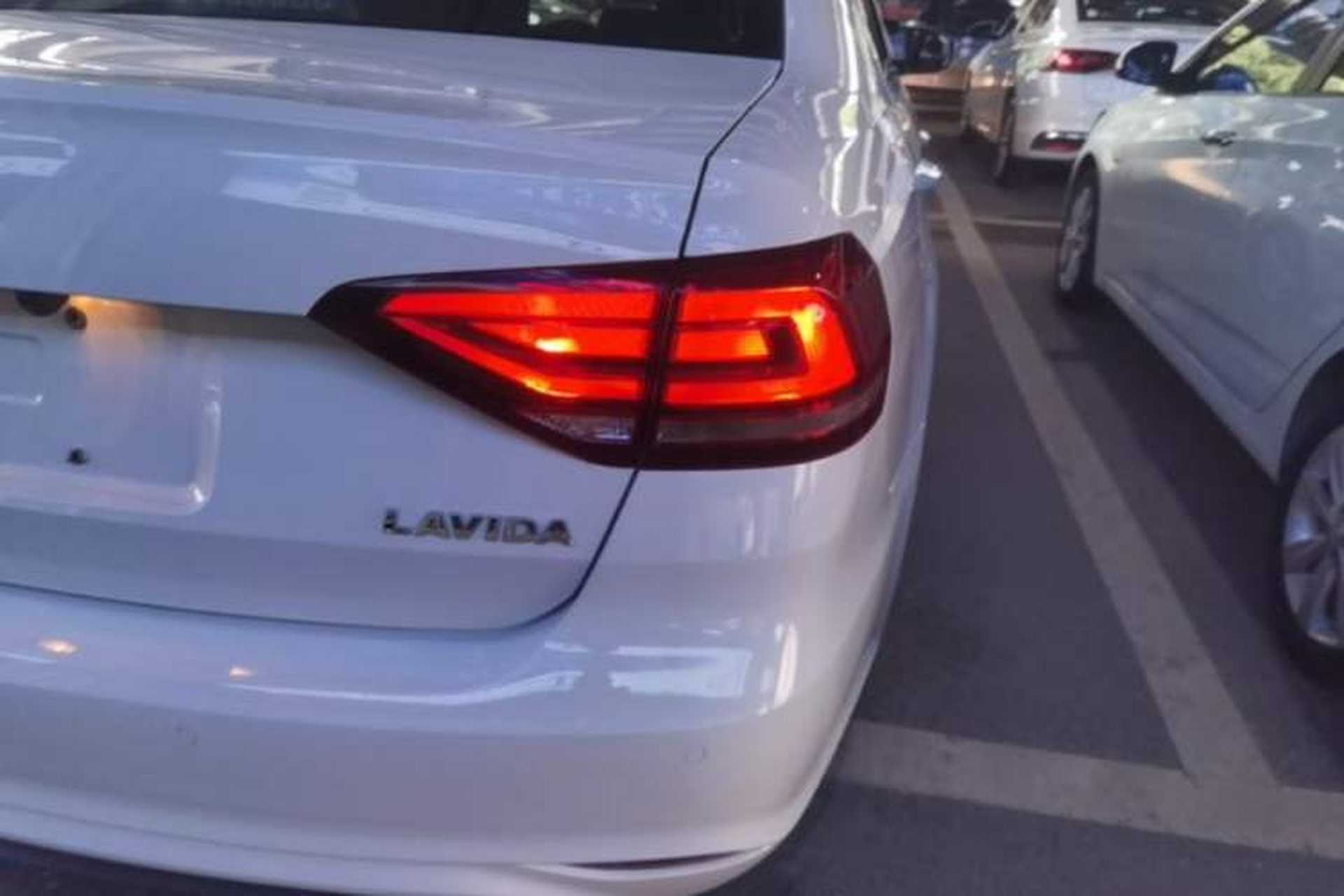 Used Volkswagen Lavida 2019 Lavida Start 1.5L Automatic Trendy Version China VI Standard Right Rear Taillight