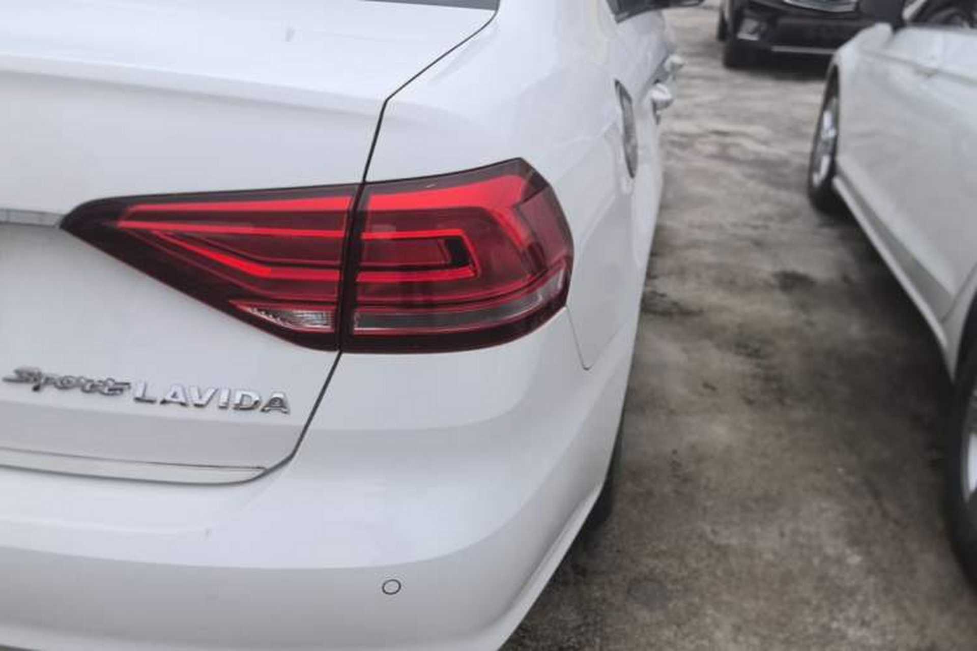 Used Volkswagen Lavida 2019 Lavida Start 1.5L Automatic Trendy Version China VI Standard Right Rear Taillight