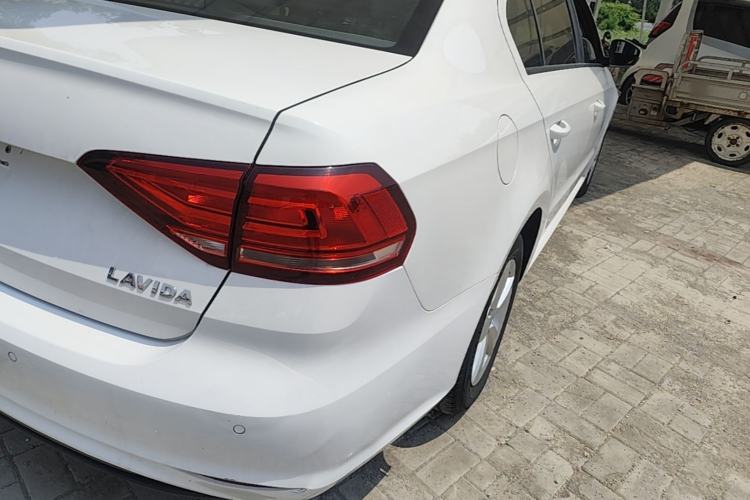 Used Volkswagen Lavida 2019 Lavida Start 1.5L Automatic Trendy Version China VI Standard Right Rear Taillight