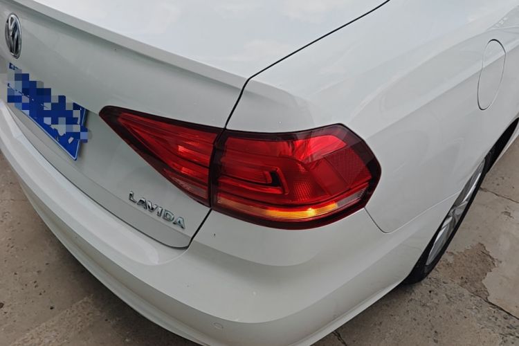 Used Volkswagen Lavida 2019 Lavida Start 1.5L Automatic Comfort Edition China VI Standard Right Rear Taillight