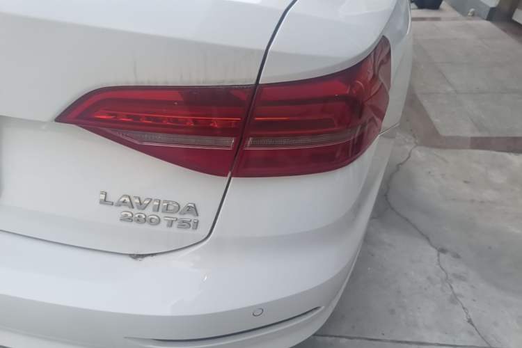 Used Volkswagen Lavida 2019 280TSI DSG Comfort Edition China VI standard Right Rear Taillight