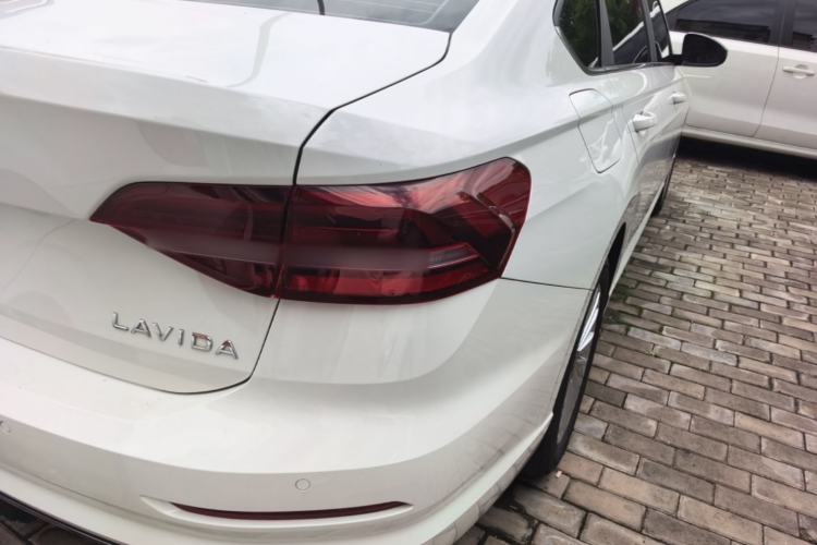 Used Volkswagen Lavida 2019 1.5L Automatic Comfort Edition China VI Standard Right Rear Taillight