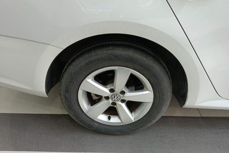 Used Volkswagen Lavida 2019 Lavida Start 1.5L Automatic Trendy Version China VI Standard Right Rear Wheel Hub