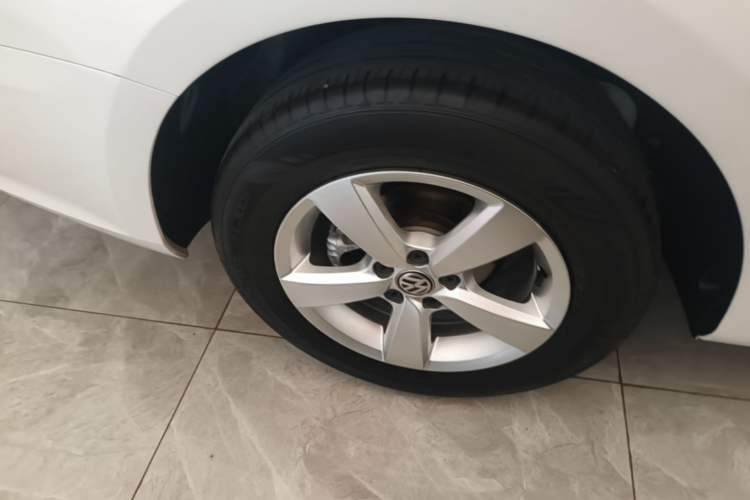 Used Volkswagen Lavida 2019 Lavida Start 1.5L Automatic Trendy Version China VI Standard Right Rear Wheel Hub