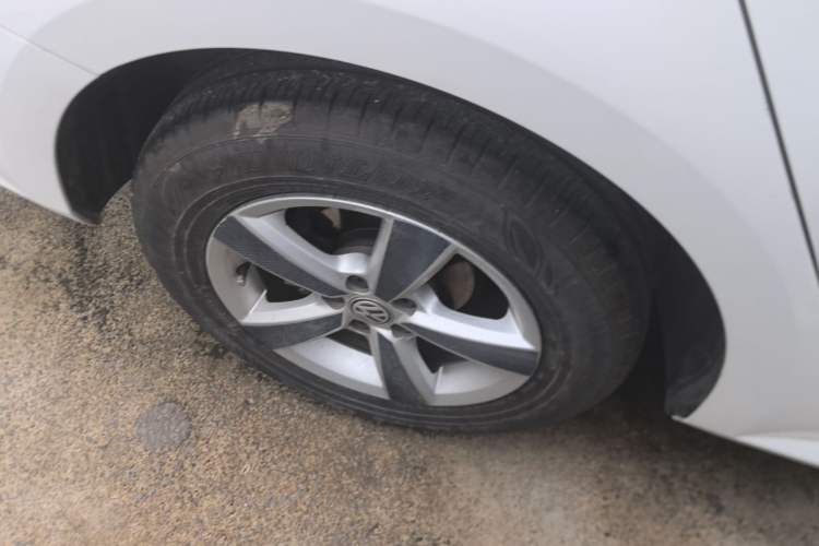 Used Volkswagen Lavida 2019 Lavida Start 1.5L Automatic Trendy Version China VI Standard Right Rear Wheel Hub