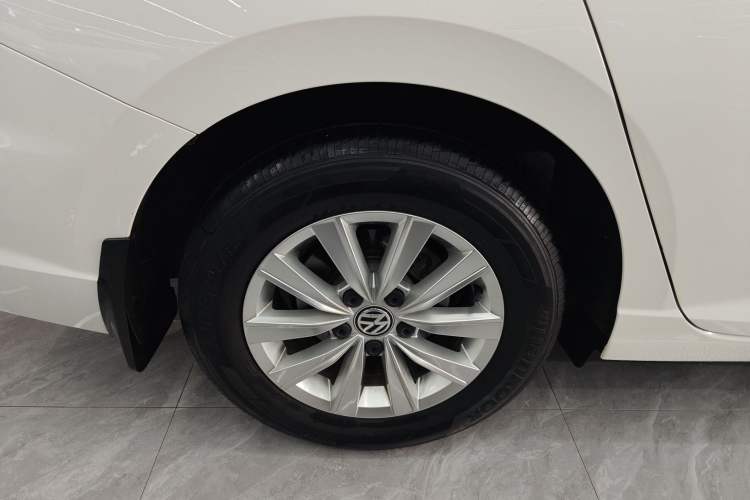 Used Volkswagen Lavida 2019 Lavida Start 1.5L Automatic Trendy Version China VI Standard Right Rear Wheel Hub
