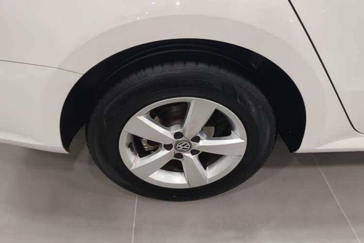 Used Volkswagen Lavida 2019 Lavida Start 1.5L Automatic Trendy Version China VI Standard Right Rear Wheel Hub