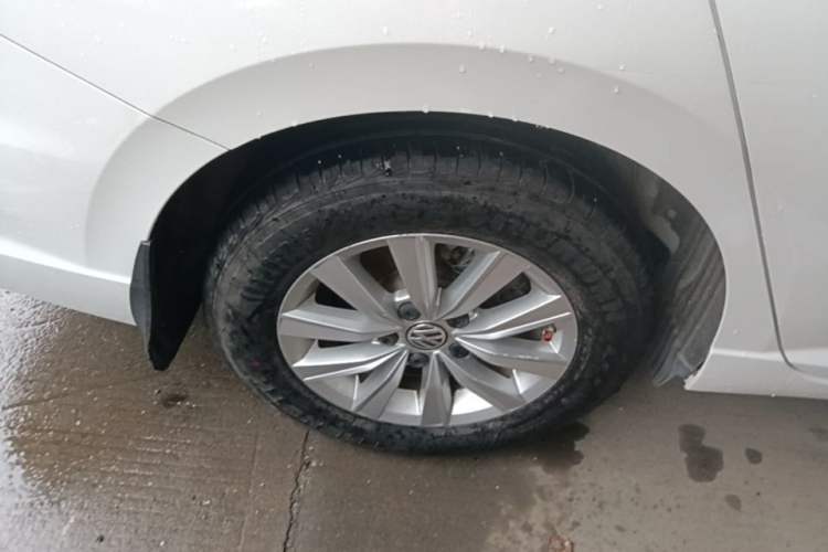 Used Volkswagen Lavida 2019 1.5L Automatic Fashion Edition China VI Right Rear Wheel Hub
