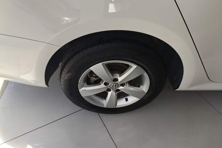 Used Volkswagen Lavida 2019 Lavida Start 1.5L Automatic Trendy Version China VI Standard Right Rear Wheel Hub