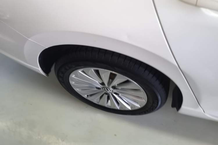 Used Volkswagen Lavida 2019 280TSI DSG Comfort Edition China VI standard Right Rear Wheel Hub