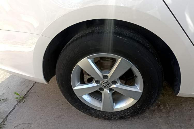 Used Volkswagen Lavida 2019 Lavida Start 1.5L Automatic Trendy Version China VI Standard Right Rear Wheel Hub