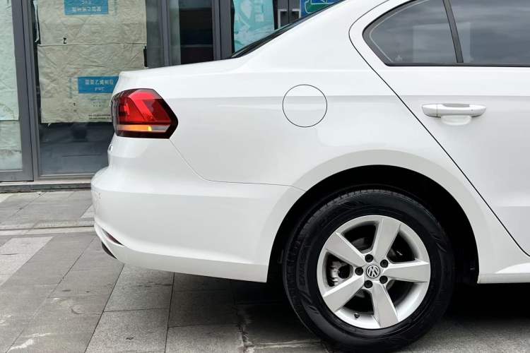 Used Volkswagen Lavida 2019 Lavida Start 1.5L Manual Fashion Edition China VI Standard Right Rear Wheel Hub