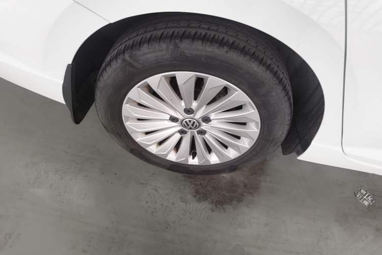 Used Volkswagen Lavida 2019 1.5L Automatic Comfort Edition China VI Standard Right Rear Wheel Hub