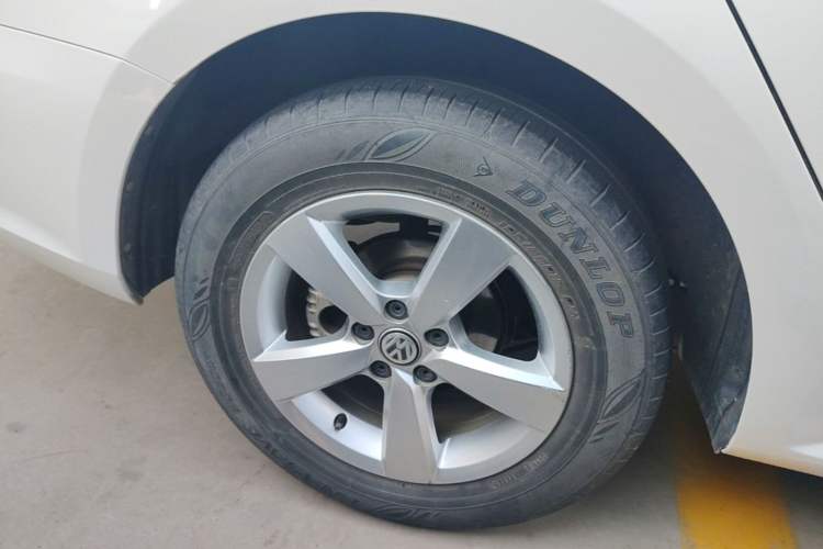 Used Volkswagen Lavida 2019 Lavida Start 1.5L Automatic Trendy Version China VI Standard Right Rear Wheel Hub