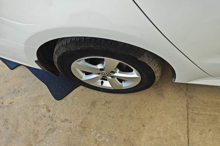 Used Volkswagen Lavida 2019 Lavida Start 1.5L Manual Fashion Edition China VI Standard Right Rear Wheel Hub