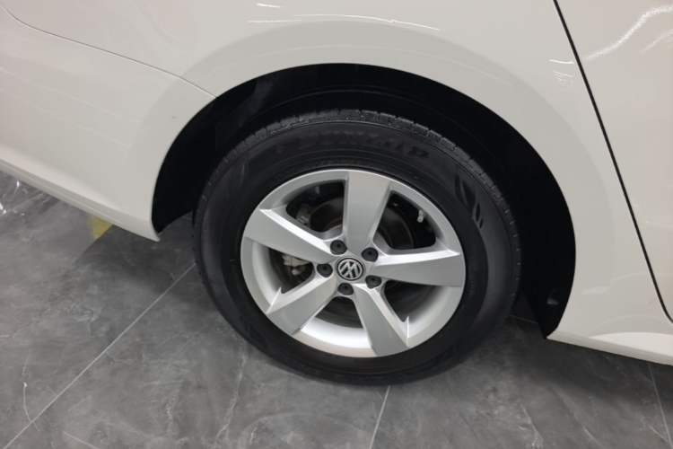 Used Volkswagen Lavida 2019 Lavida Start 1.5L Automatic Trendy Version China VI Standard Right Rear Wheel Hub