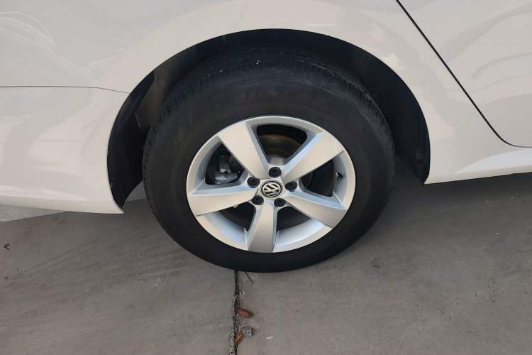 Used Volkswagen Lavida 2019 Lavida Start 1.5L Automatic Trendy Version China VI Standard Right Rear Wheel Hub