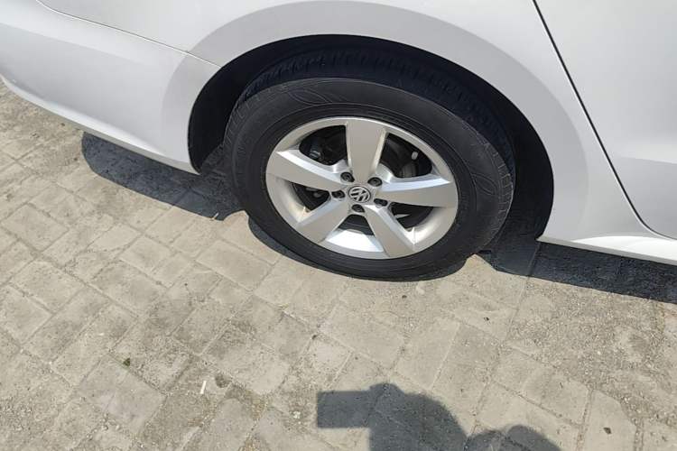 Used Volkswagen Lavida 2019 Lavida Start 1.5L Automatic Trendy Version China VI Standard Right Rear Wheel Hub