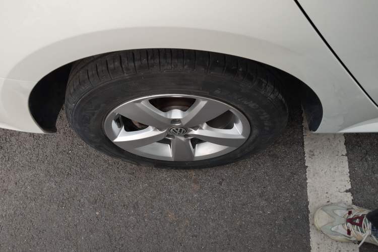 Used Volkswagen Lavida 2019 Lavida Start 1.5L Automatic Trendy Version China VI Standard Right Rear Wheel Hub