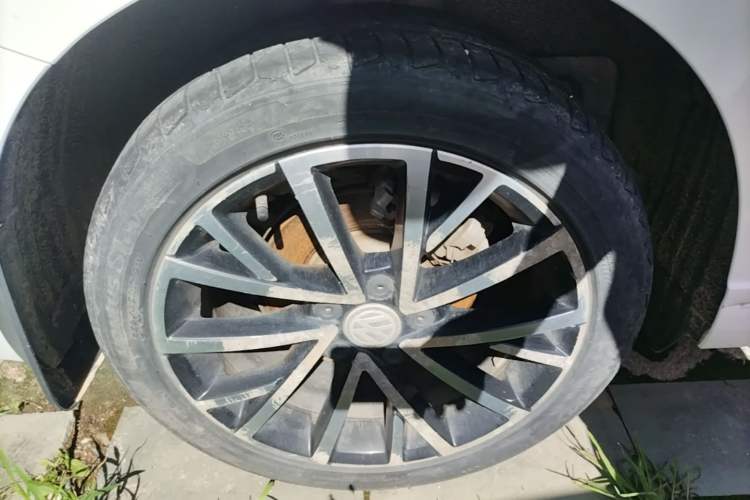 Used Volkswagen Lavida 2019 280TSI DSG Luxury Edition China VI Standard Right Rear Wheel Hub