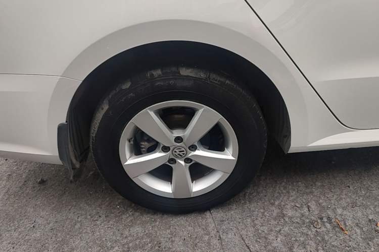 Used Volkswagen Lavida 2019 Lavida Start 1.5L Automatic Trendy Version China VI Standard Right Rear Wheel Hub