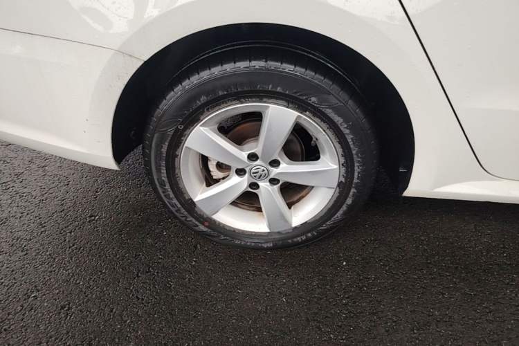 Used Volkswagen Lavida 2019 Lavida Start 1.5L Automatic Trendy Version China VI Standard Right Rear Wheel Hub