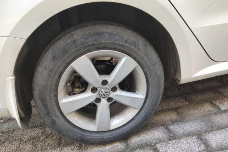 Used Volkswagen Lavida 2019 Lavida Start 1.5L Manual Fashion Edition China VI Standard Right Rear Wheel Hub
