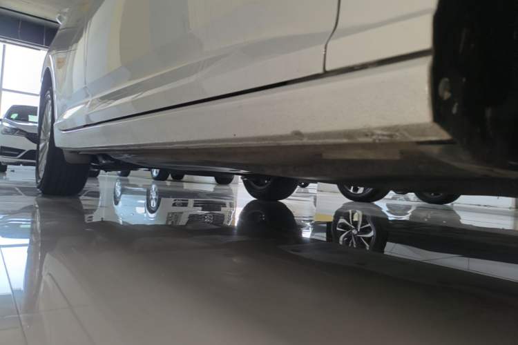 Used Volkswagen Lavida 2019 280TSI DSG Comfort Edition China VI standard Right Side Sill