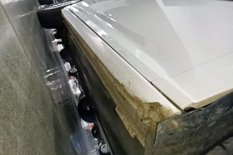 Used Volkswagen Lavida 2019 1.5L Automatic Comfort Edition China VI Standard Right Side Sill