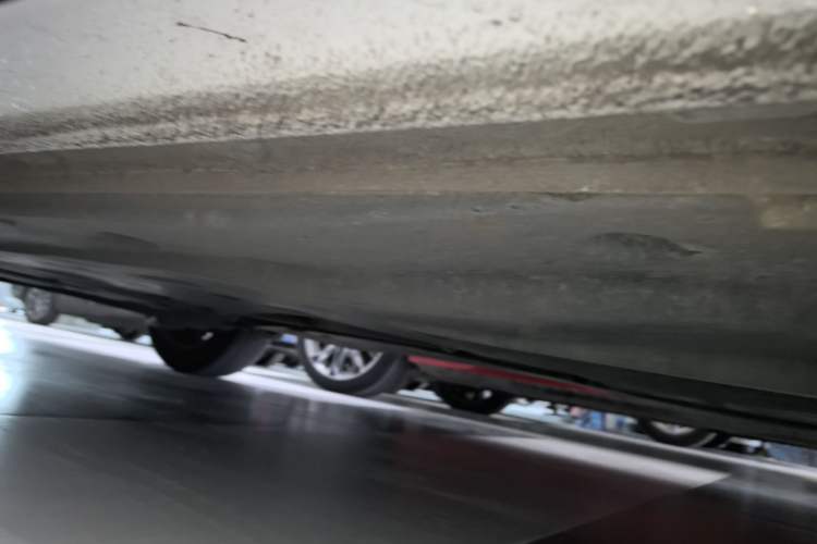 Used Volkswagen Lavida 2019 1.5L Automatic Comfort Edition China VI Standard Right Side Sill