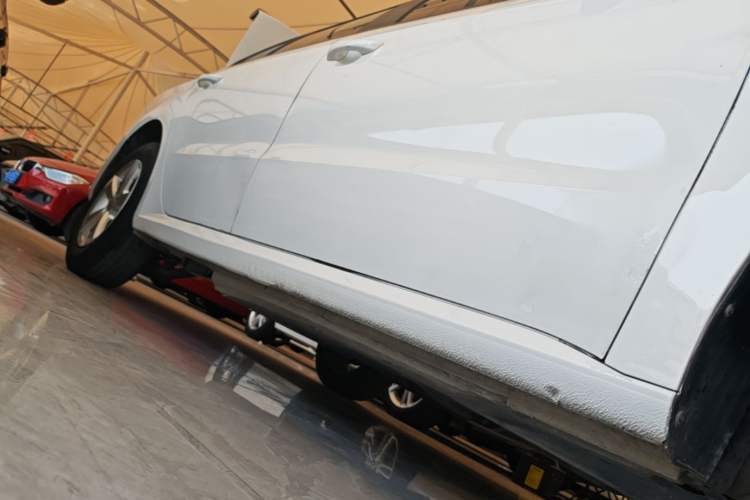Used Volkswagen Lavida 2019 Lavida Start 1.5L Automatic Trendy Version China VI Standard Right Side Sill