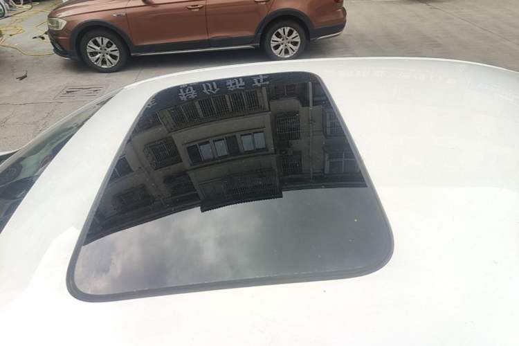 Used Volkswagen Lavida 2019 1.5L Automatic Comfort Edition China VI Standard Roof