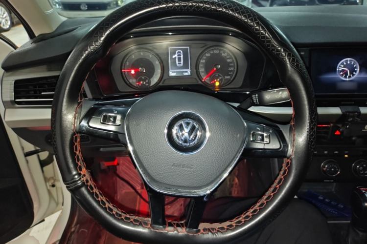 Used Volkswagen Lavida 2019 280TSI DSG Comfort Edition China VI standard Steering Wheel
